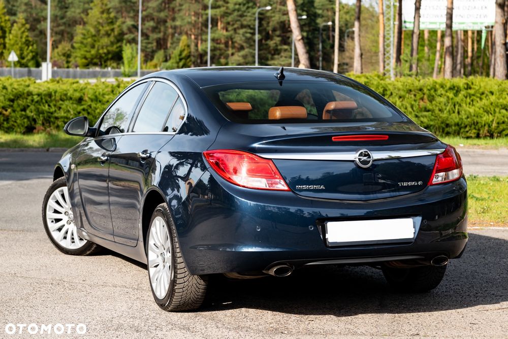 Opel Insignia 2.0 SIDI Turbo 4x4 Innovation - 11