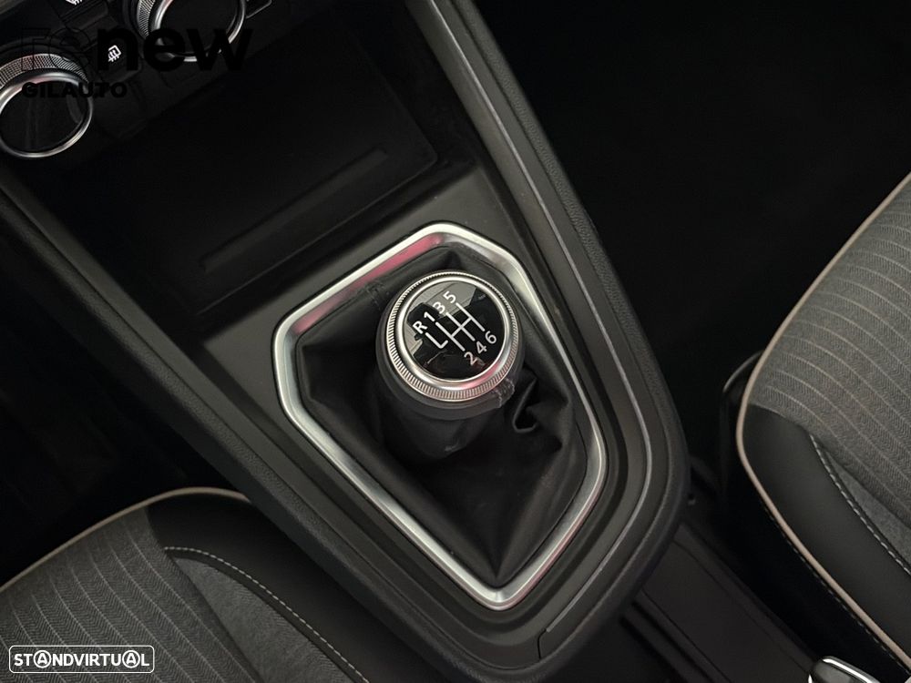 Renault Clio 1.0 TCe Techno Bi-Fuel - 17