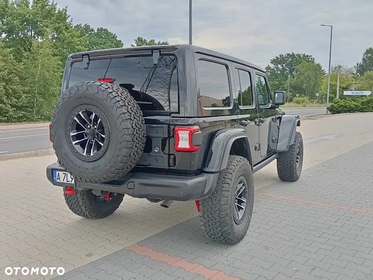 Jeep Wrangler - 4
