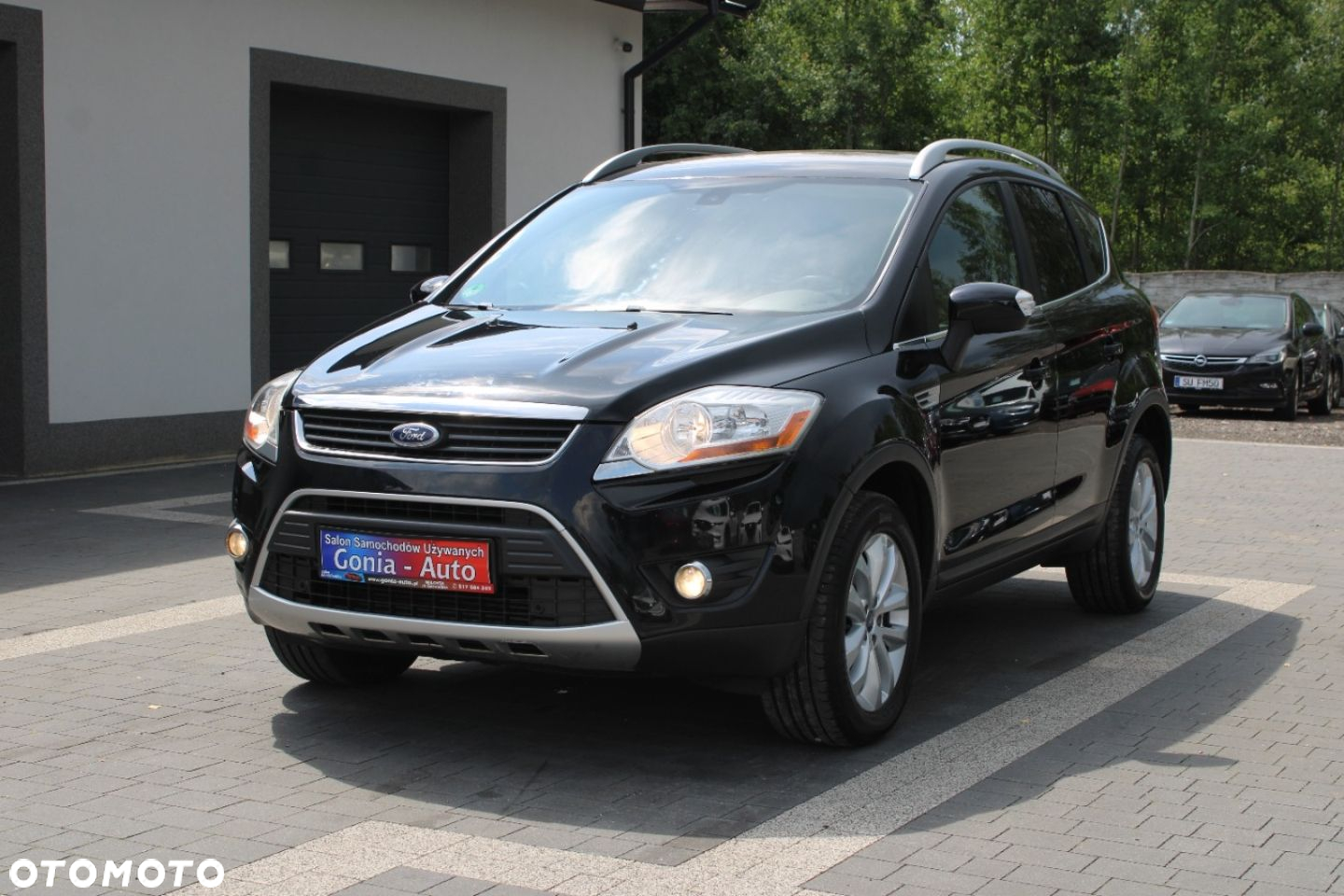 Ford Kuga - 2