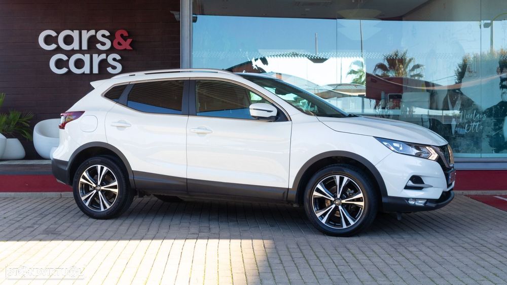 Nissan Qashqai 1.5 dCi N-Connecta J18 - 1