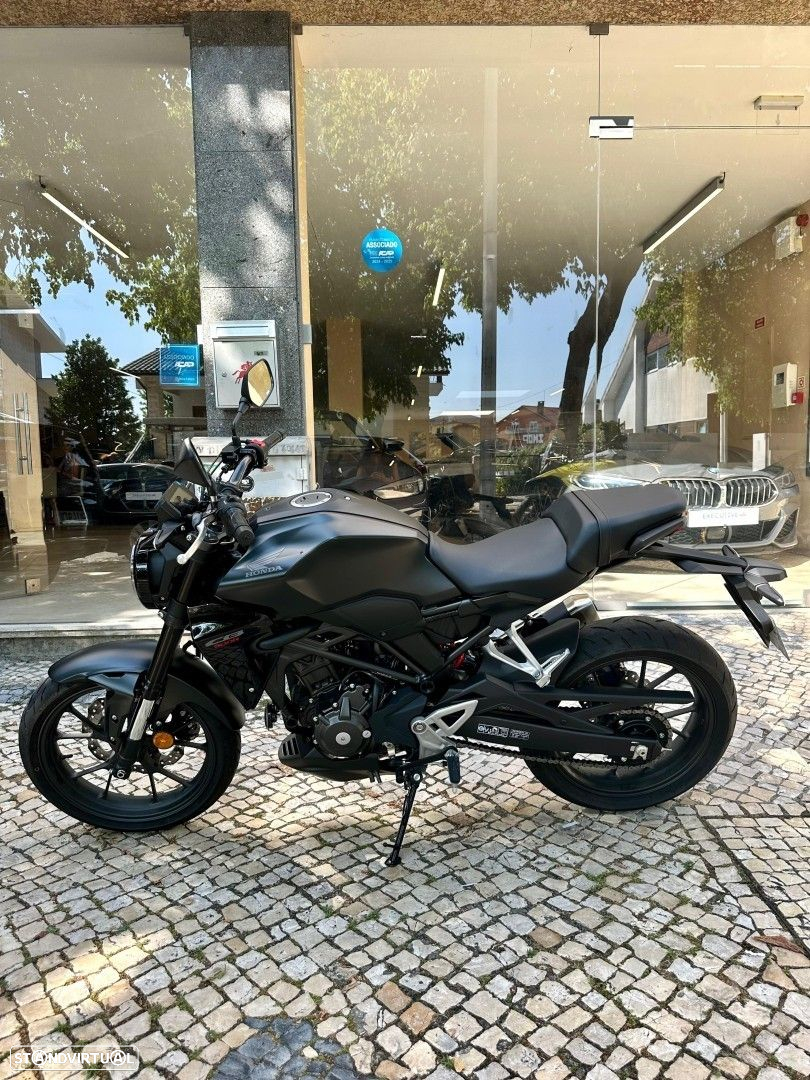 Honda CB 300R - 8