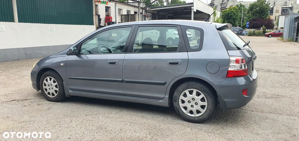 Honda Civic 1.4i S - 10
