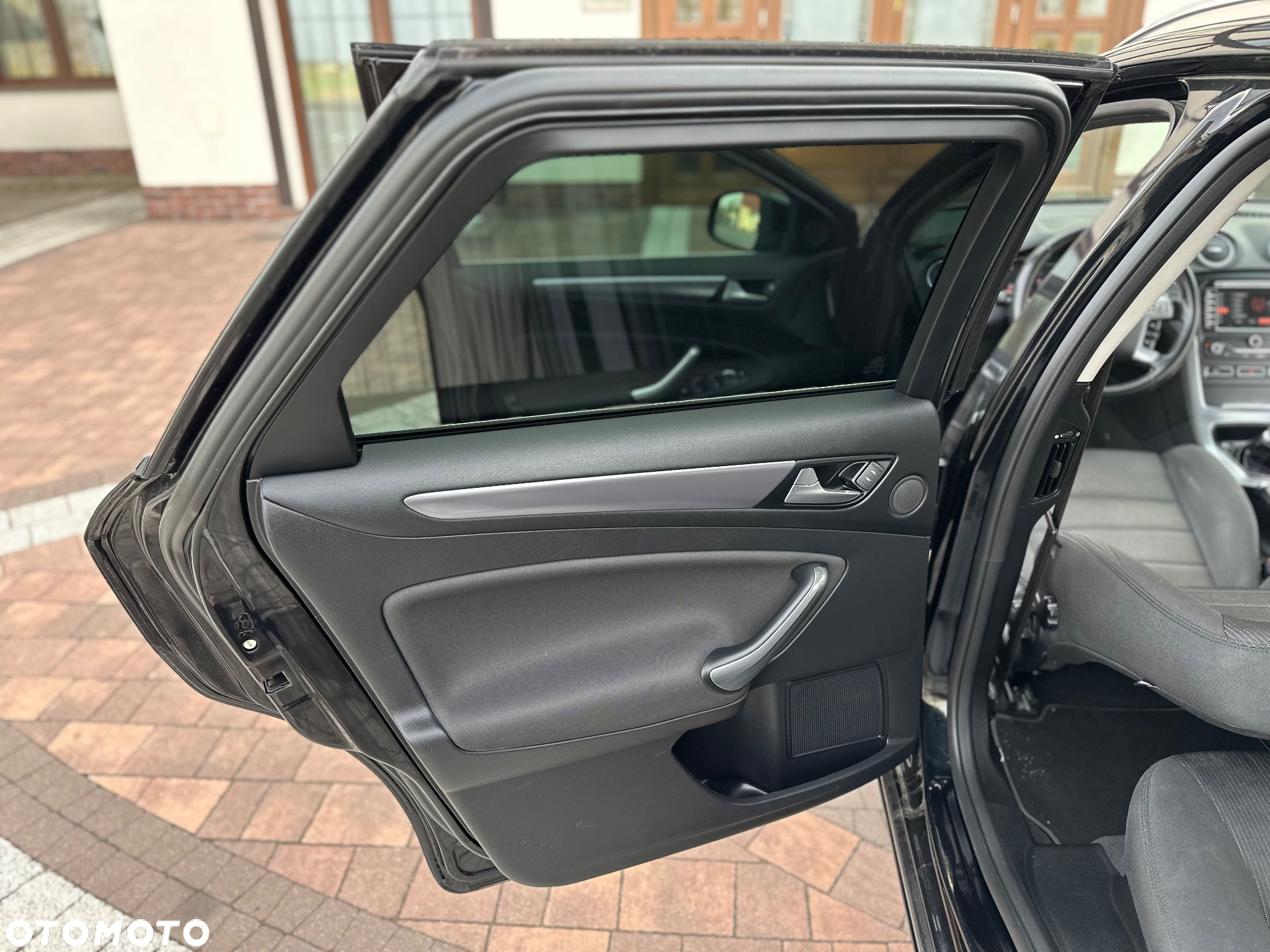 Ford Mondeo 2.0 TDCI Titanium X - 29