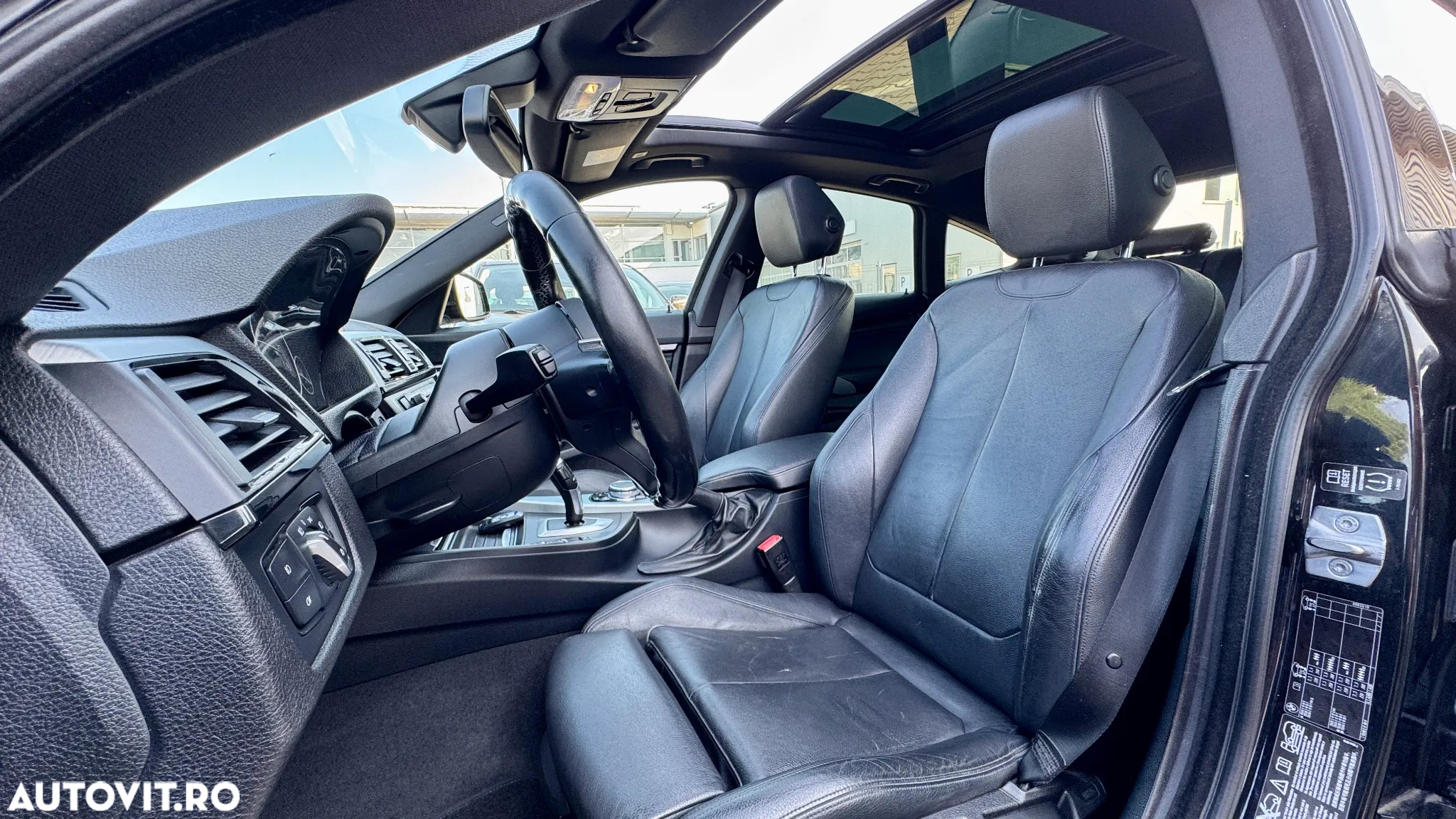 BMW Seria 3 320d xDrive GT Sport-Aut. Luxury Line - 11