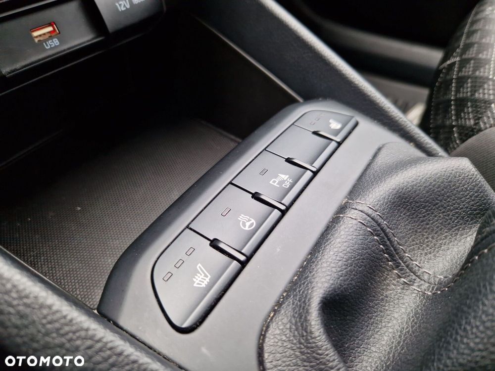 Kia Rio - 25
