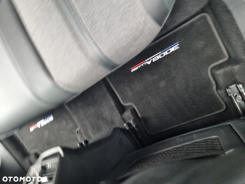 Peugeot 3008 1.2 PureTech Allure S&S EAT6 - 24