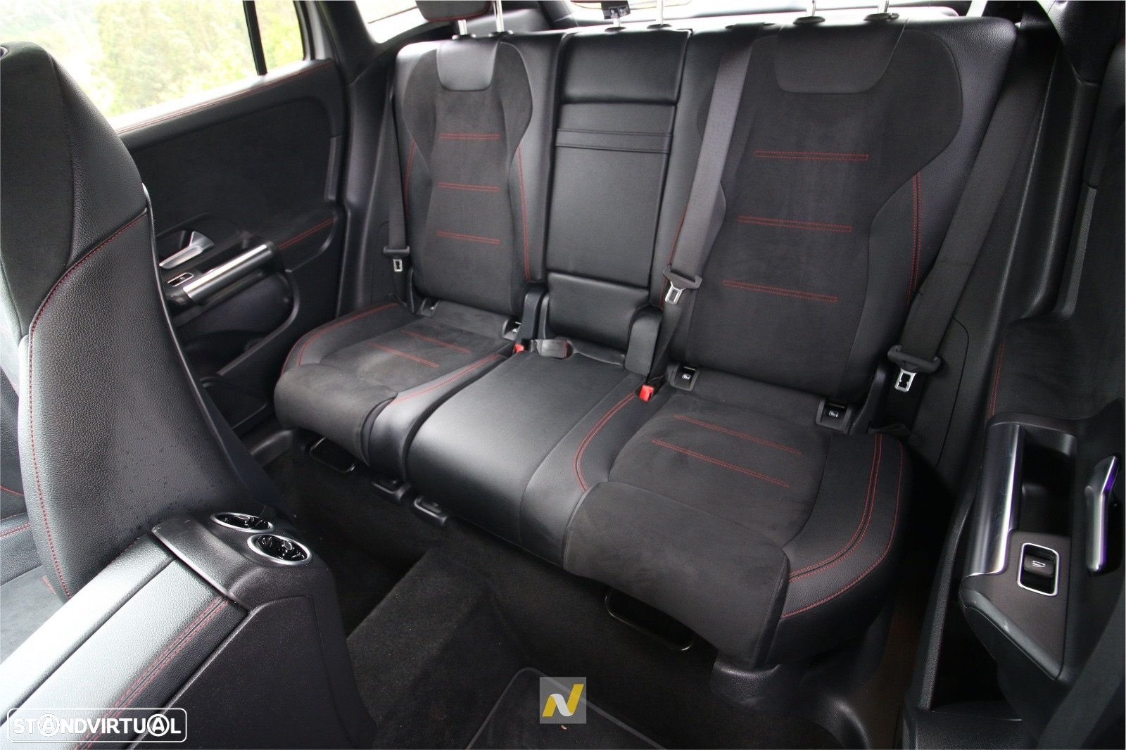 Mercedes-Benz GLA 250 e AMG Line - 22