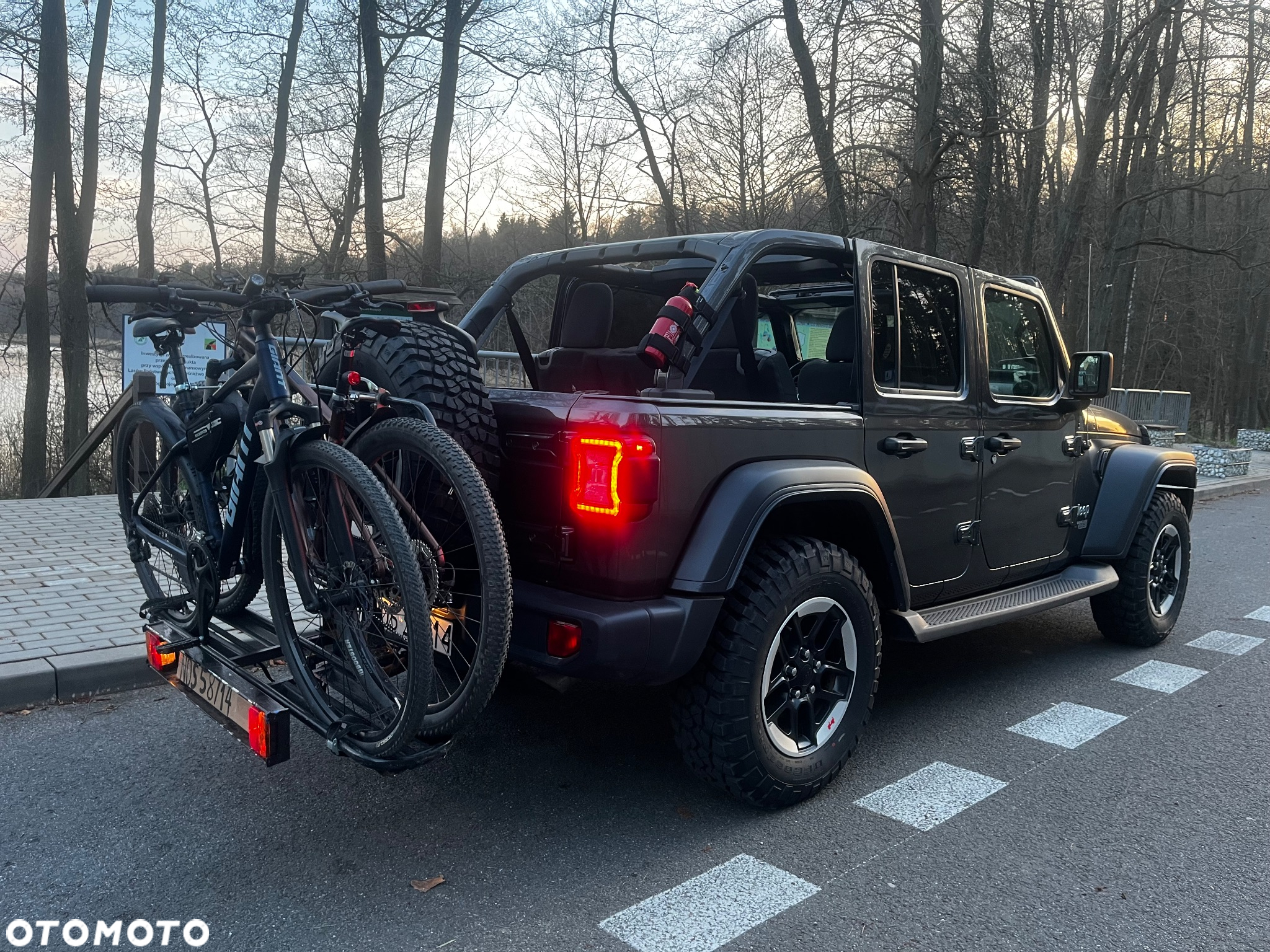 Jeep Wrangler - 15