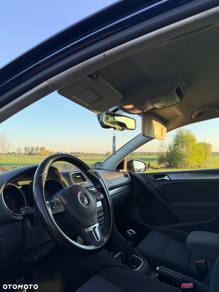 Volkswagen Golf 1.6 TDI DPF BlueMotion - 7