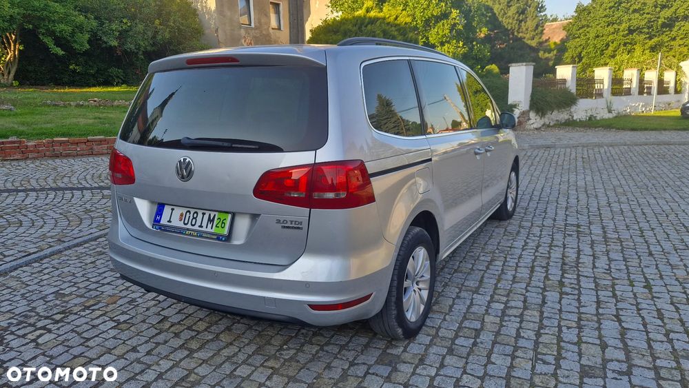 Volkswagen Sharan 2.0 TDI 4Motion BlueMotion Technology Highline - 9
