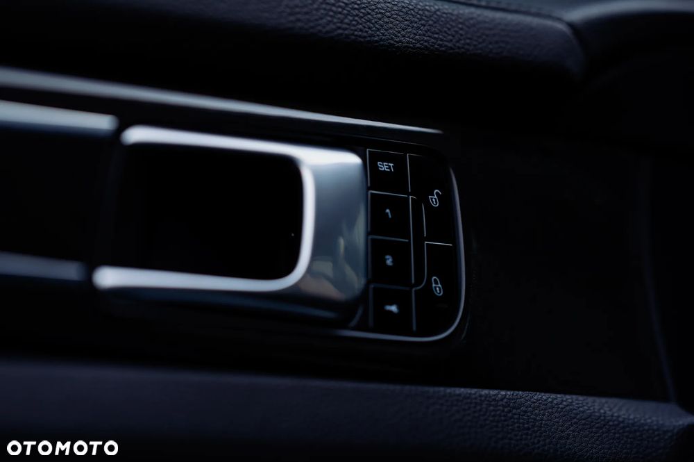 Porsche Panamera Standard - 15