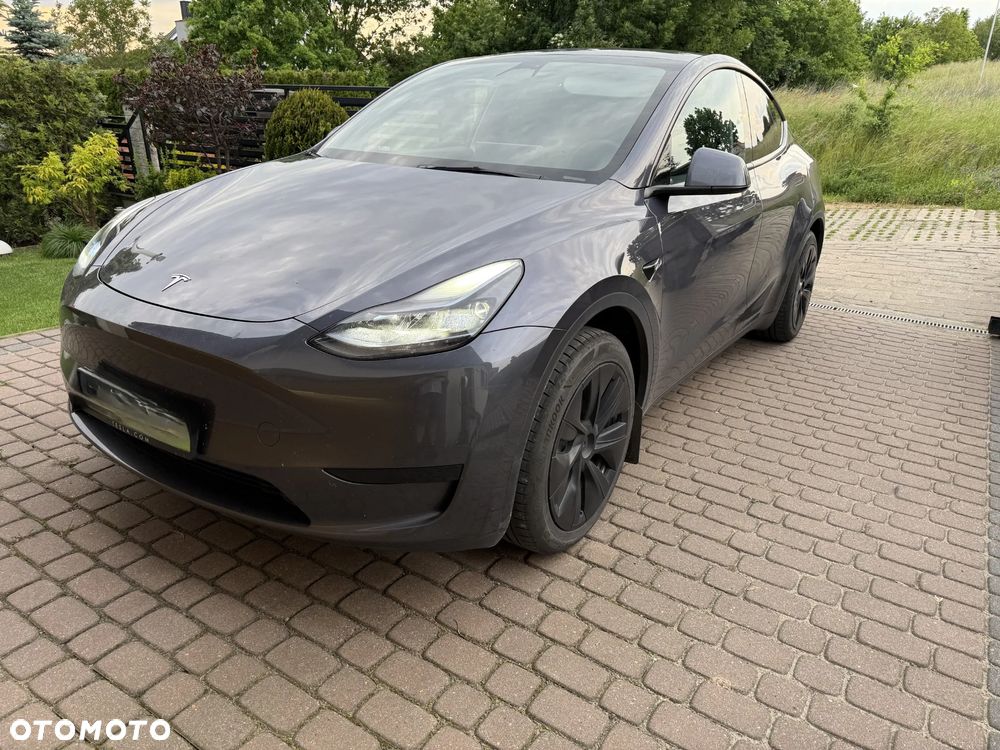Tesla Y RWD - 1