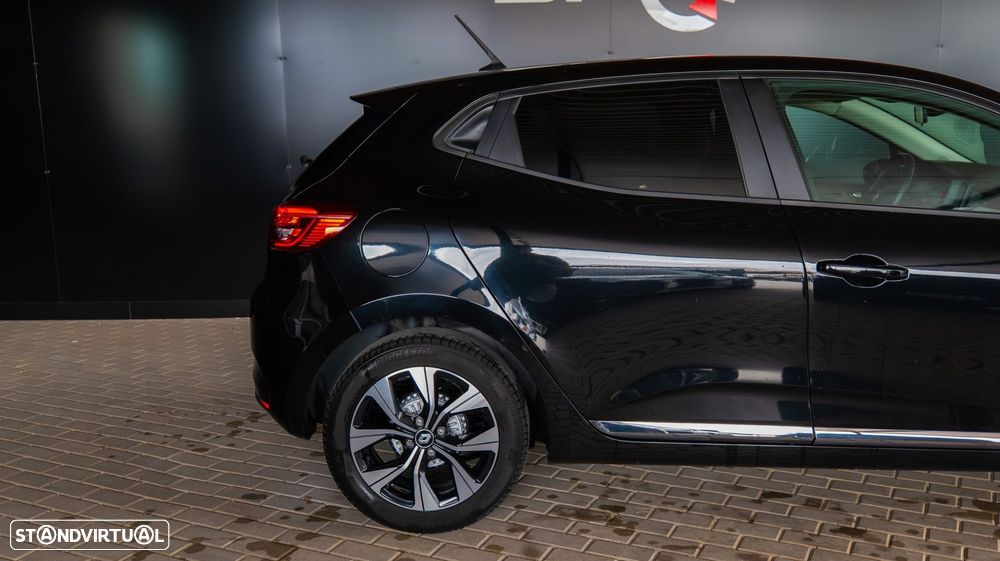 Renault Clio 1.0 TCe Techno Bi-Fuel - 4