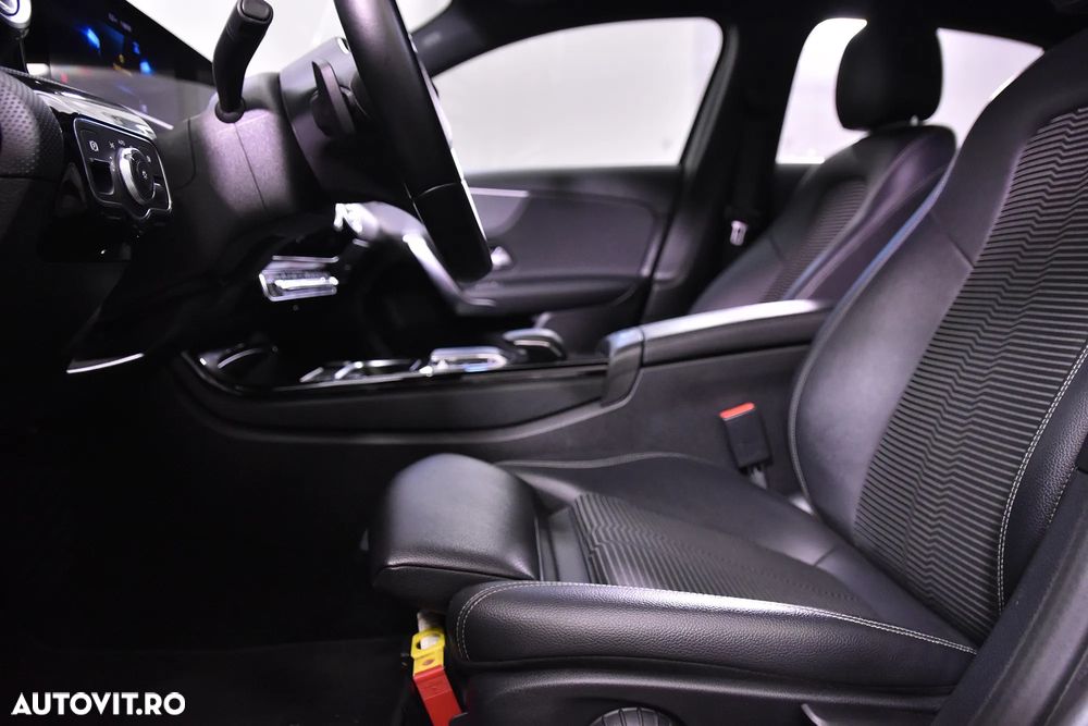 Mercedes-Benz A - 23