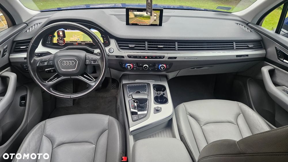 Audi Q7 - 36
