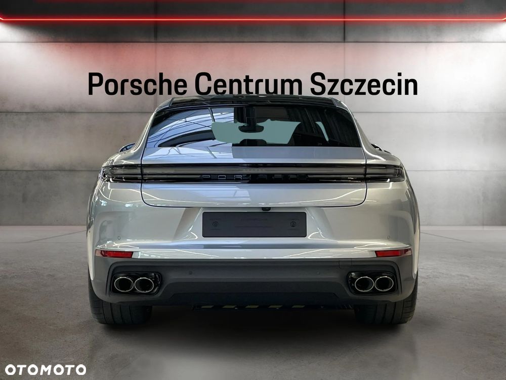 Porsche Panamera 4 E-Hybrid PHEV - 4