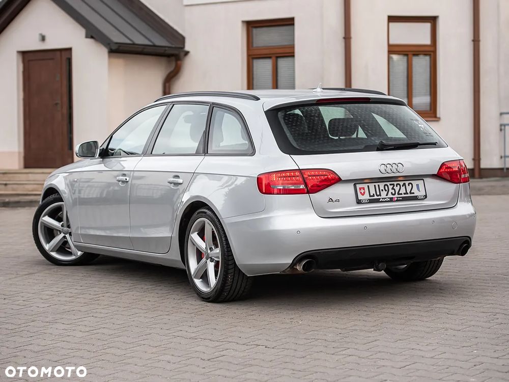 Audi A4 Avant - 9