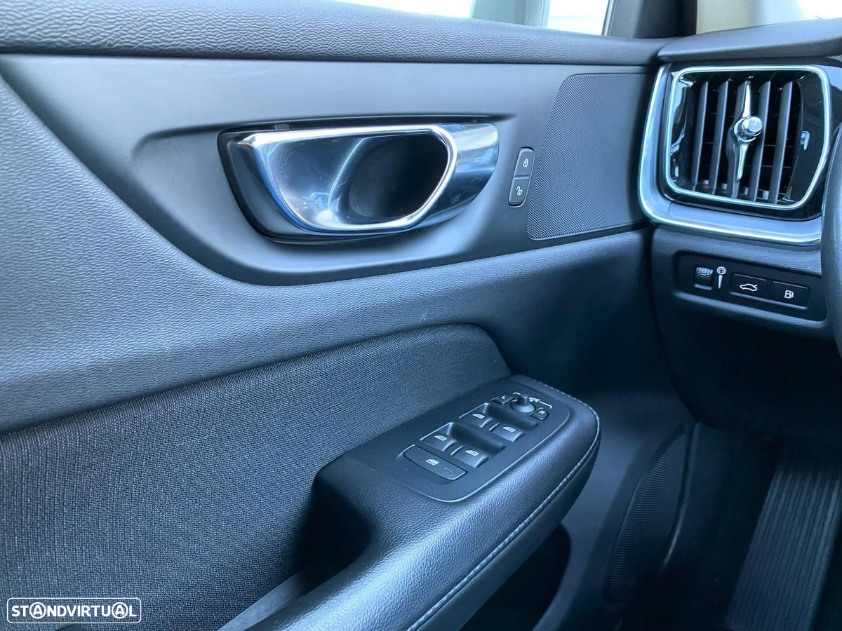 Volvo V60 2.0 T6 AWD TE Inscription - 26