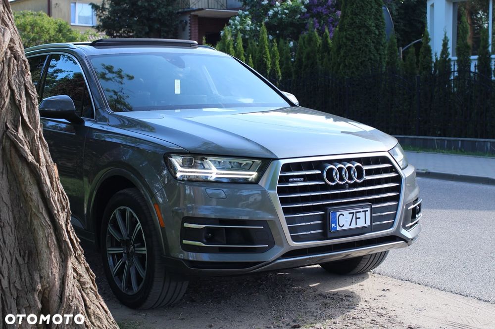 Audi Q7 - 3