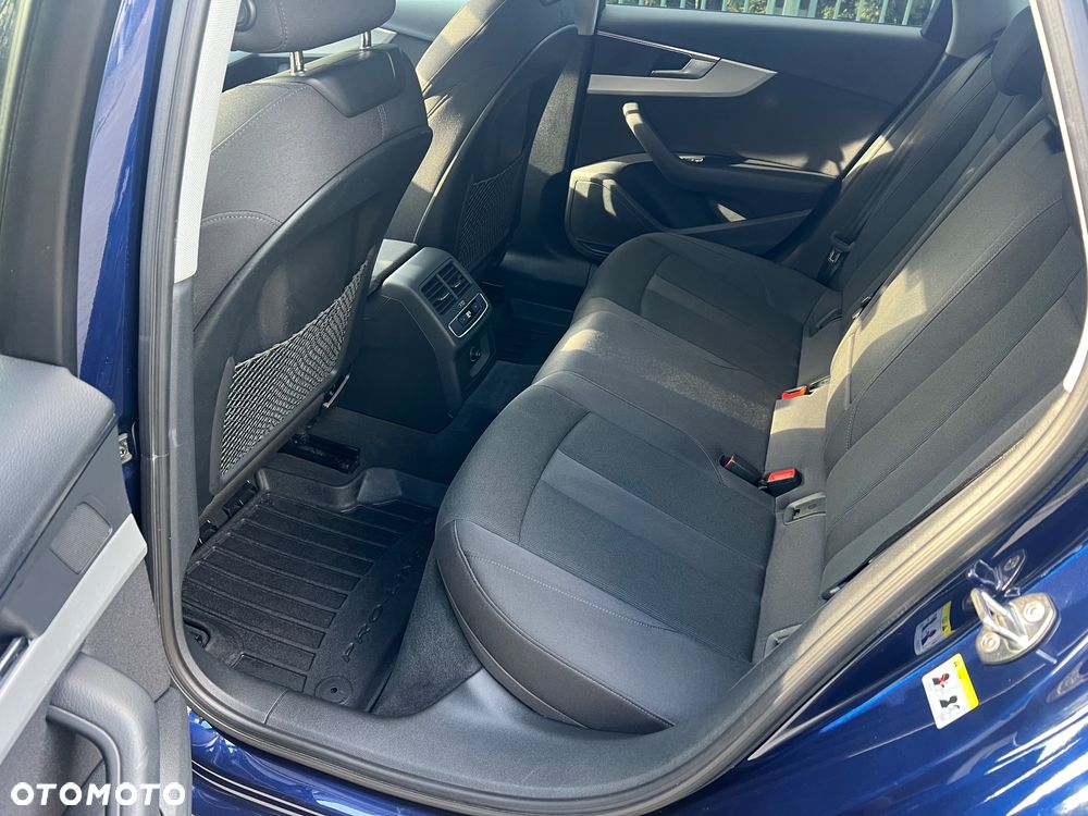 Audi A4 Avant 35 TDI S tronic - 23