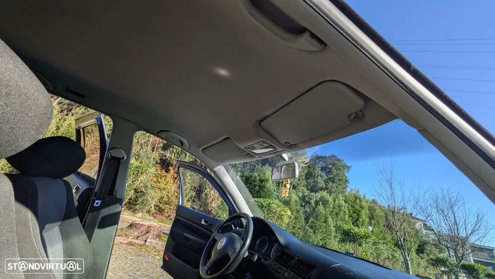 VW Golf 1.4i Confortline AC - 14