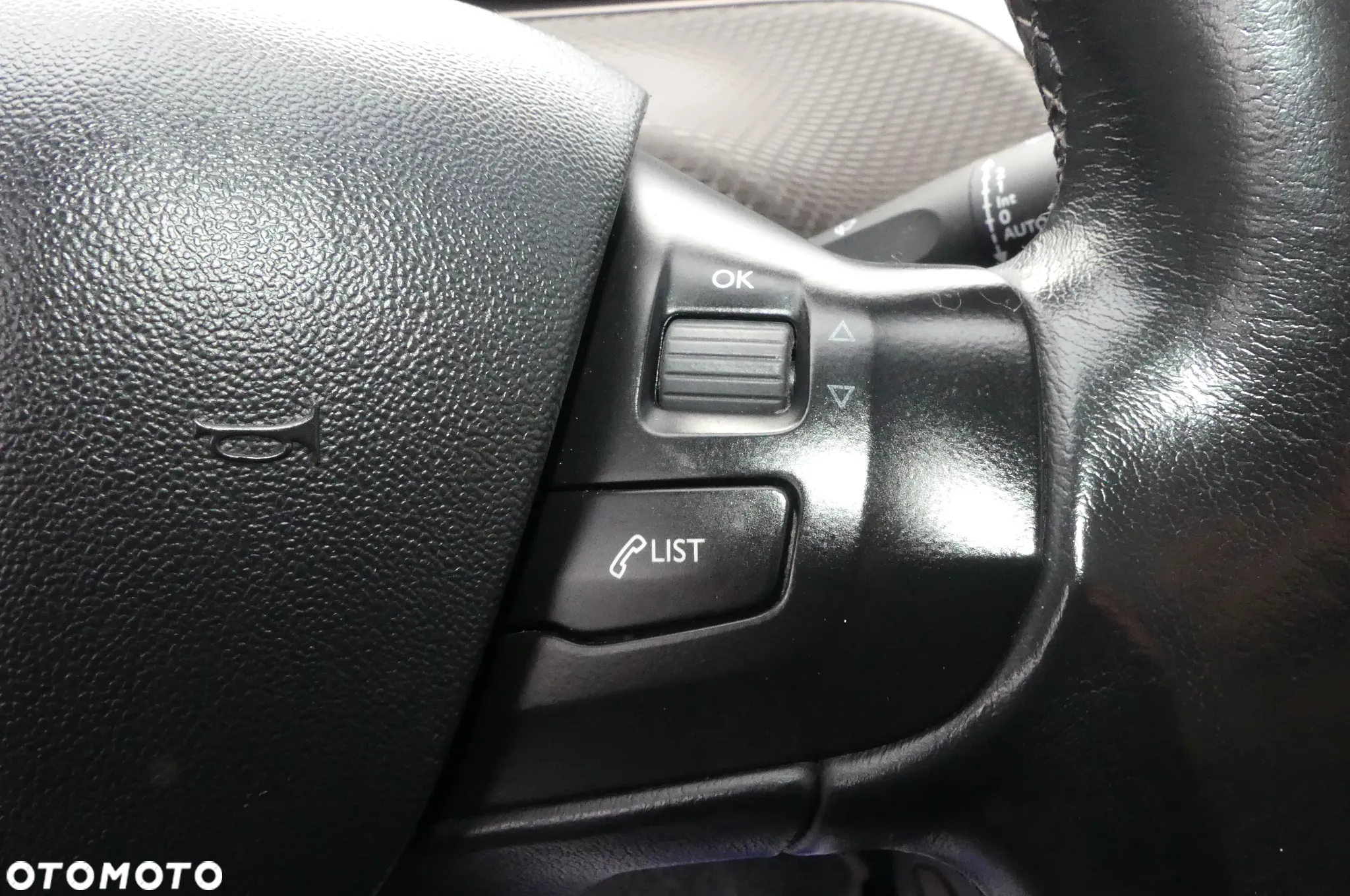 Peugeot 2008 1.6 VTi Allure - 19