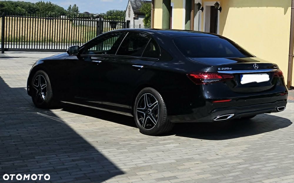 Mercedes-Benz Klasa E 220 d 4-Matic - 2