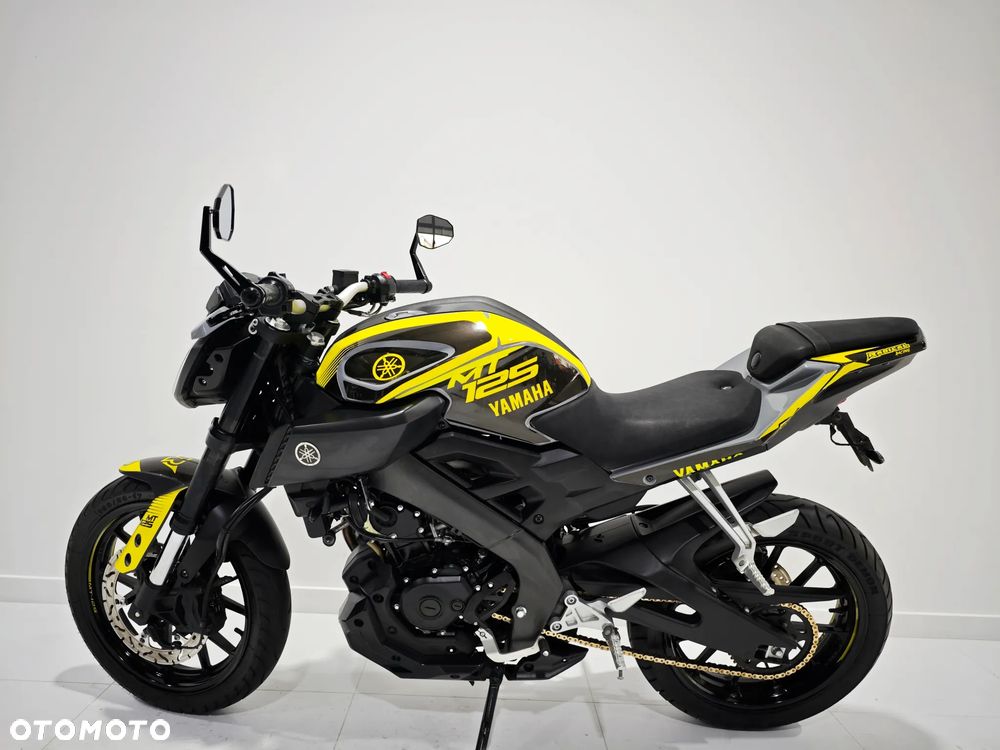 Yamaha MT - 4