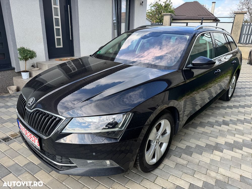 Skoda Superb 2.0 TDI DSG Style - 1