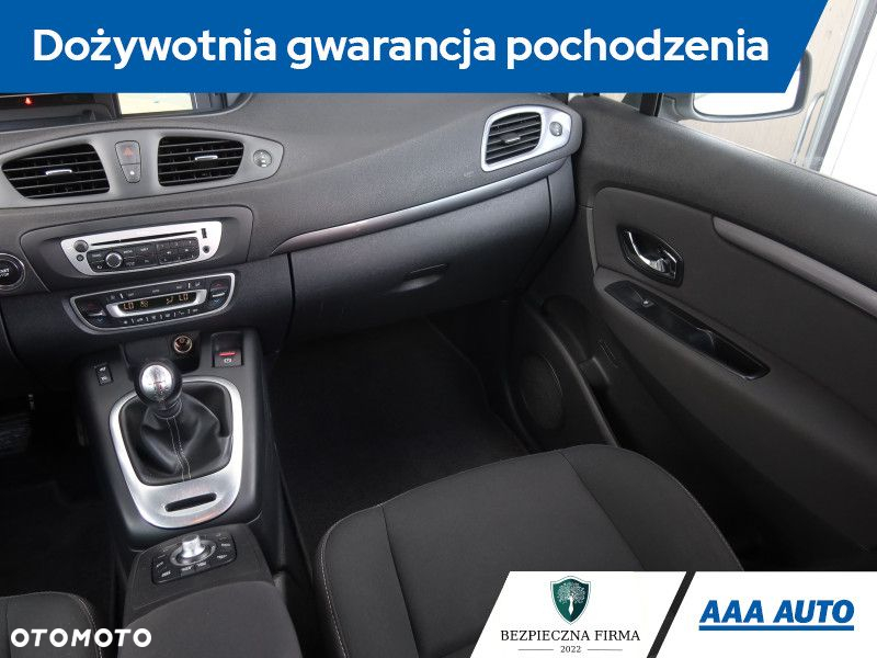 Renault Grand Scenic - 9
