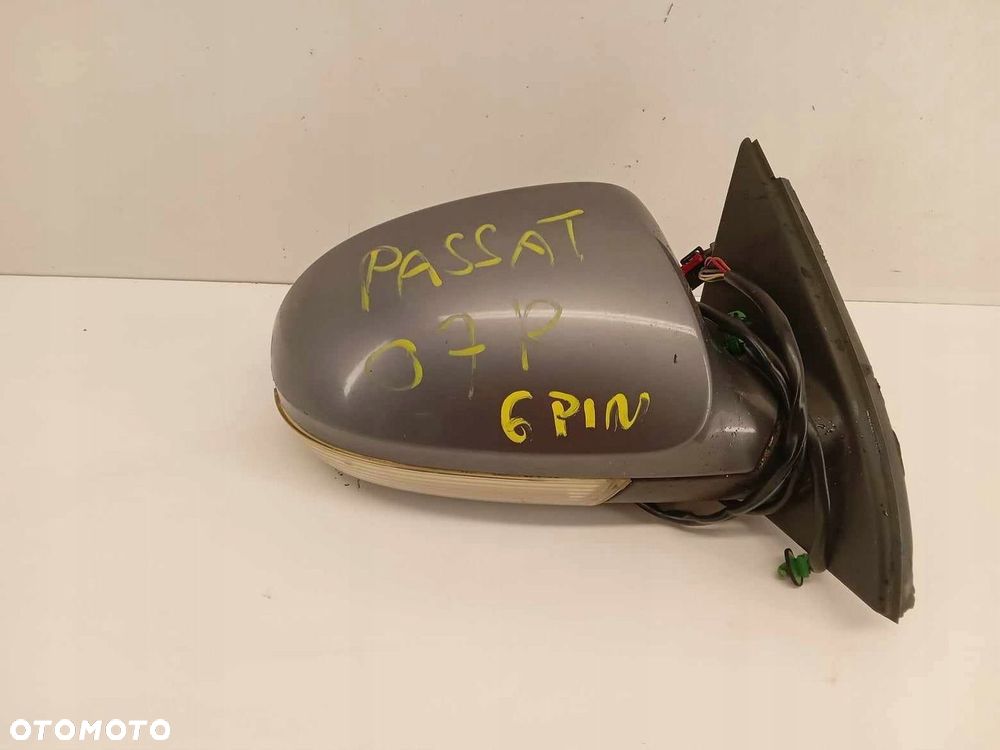 LUSTERKO PRAWE PRZÓD VW PASSAT B6 05-10 6 PIN - 1