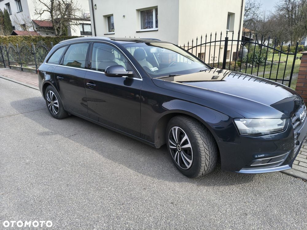 Audi A4 Avant 2.0 TDI ultra DPF Ambition - 8