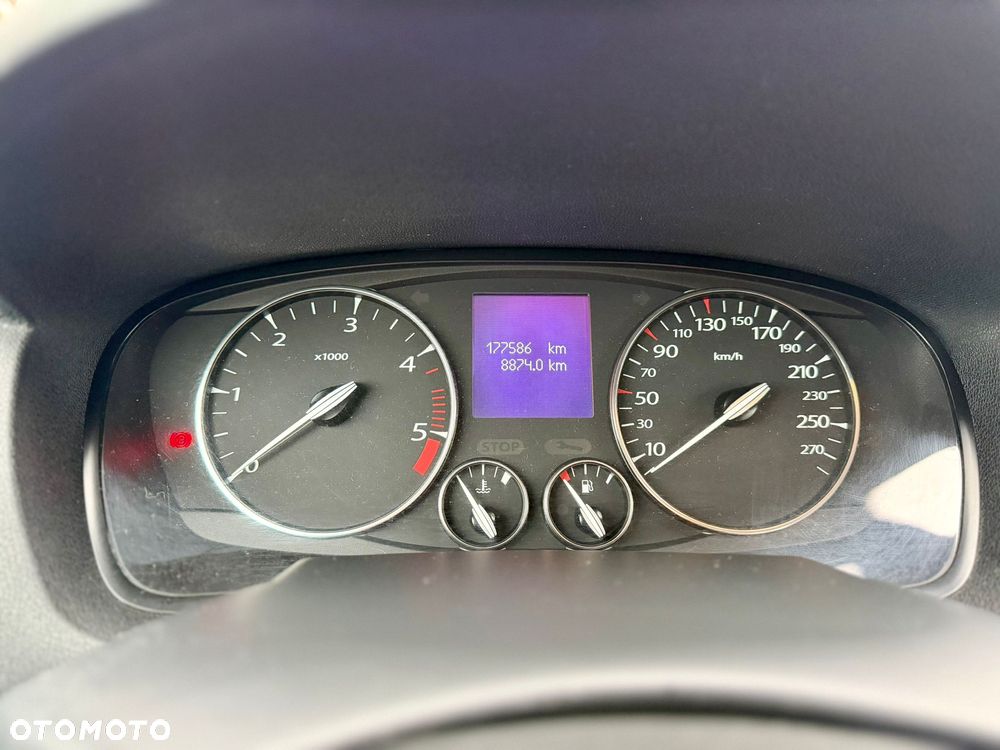 Renault Laguna 2.0 DCi Expression - 28