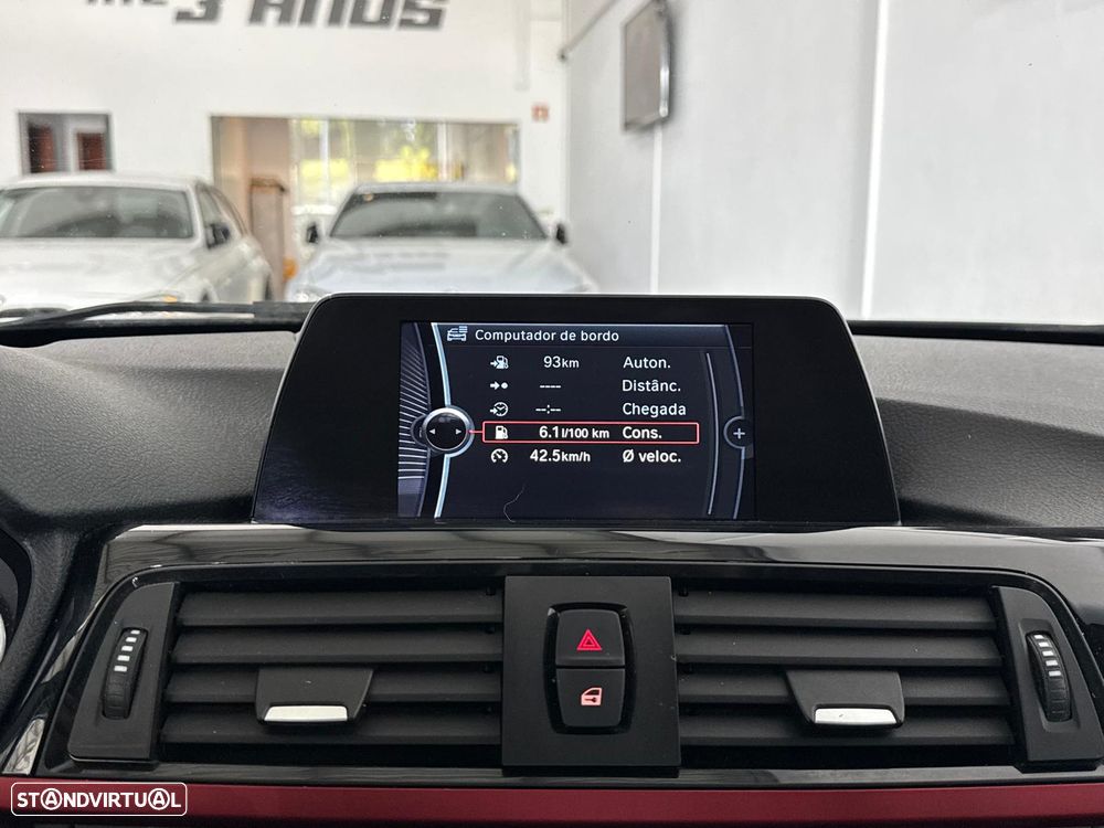 BMW 320 d Auto Pack M - 23