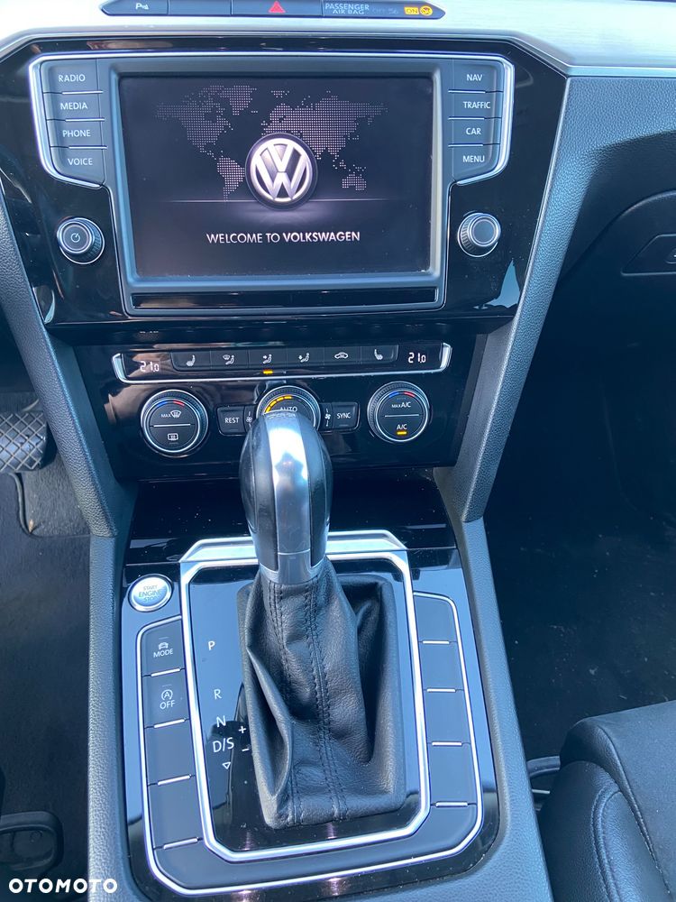 Volkswagen Passat 2.0 TDI BMT Highline DSG - 14