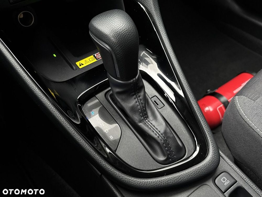 Toyota Yaris Hybrid 1.5 Style - 27
