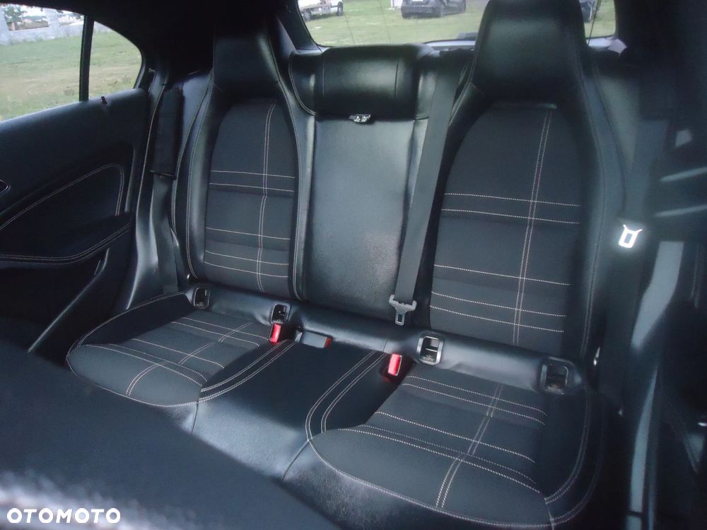 Mercedes-Benz Klasa A 200 AMG Line - 26