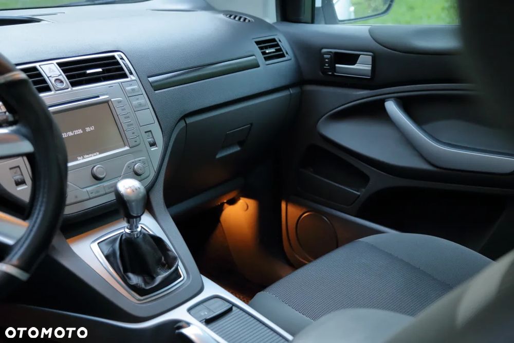 Ford Kuga 2.0 TDCi Individual FWD - 13