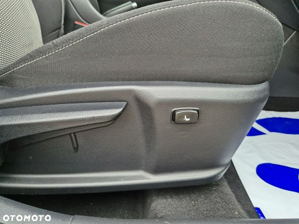 Kia Ceed - 22
