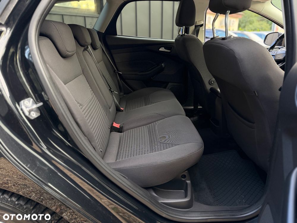 Ford Focus 1.5 TDCi DPF Start-Stopp-System Titanium - 28