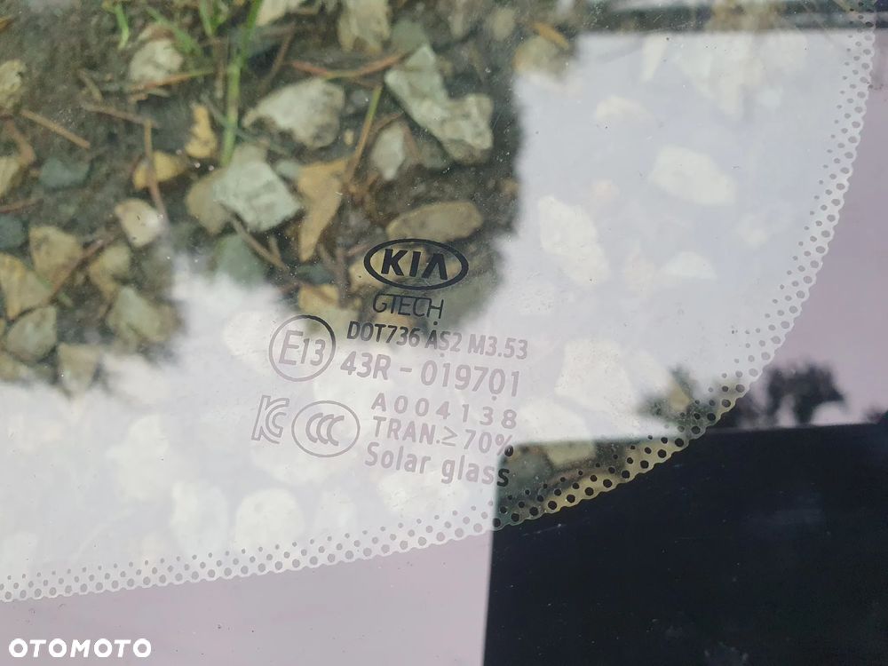 Szyba drzwi tylnych tył trójkąt lewa KIA STINGER 83573-J5000 - 2