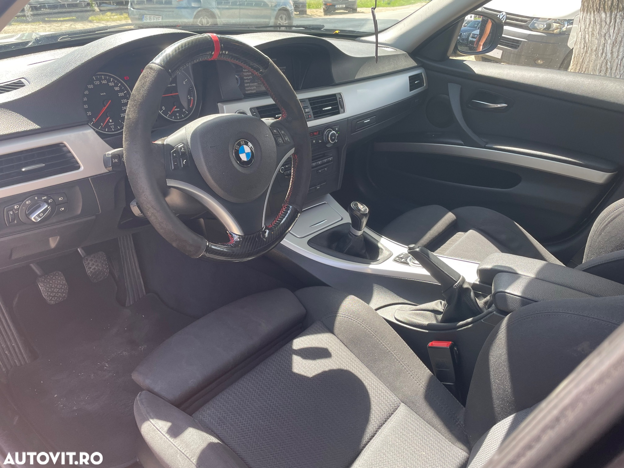 BMW Seria 3 320d DPF Touring Edition Fleet Exclusive - 11