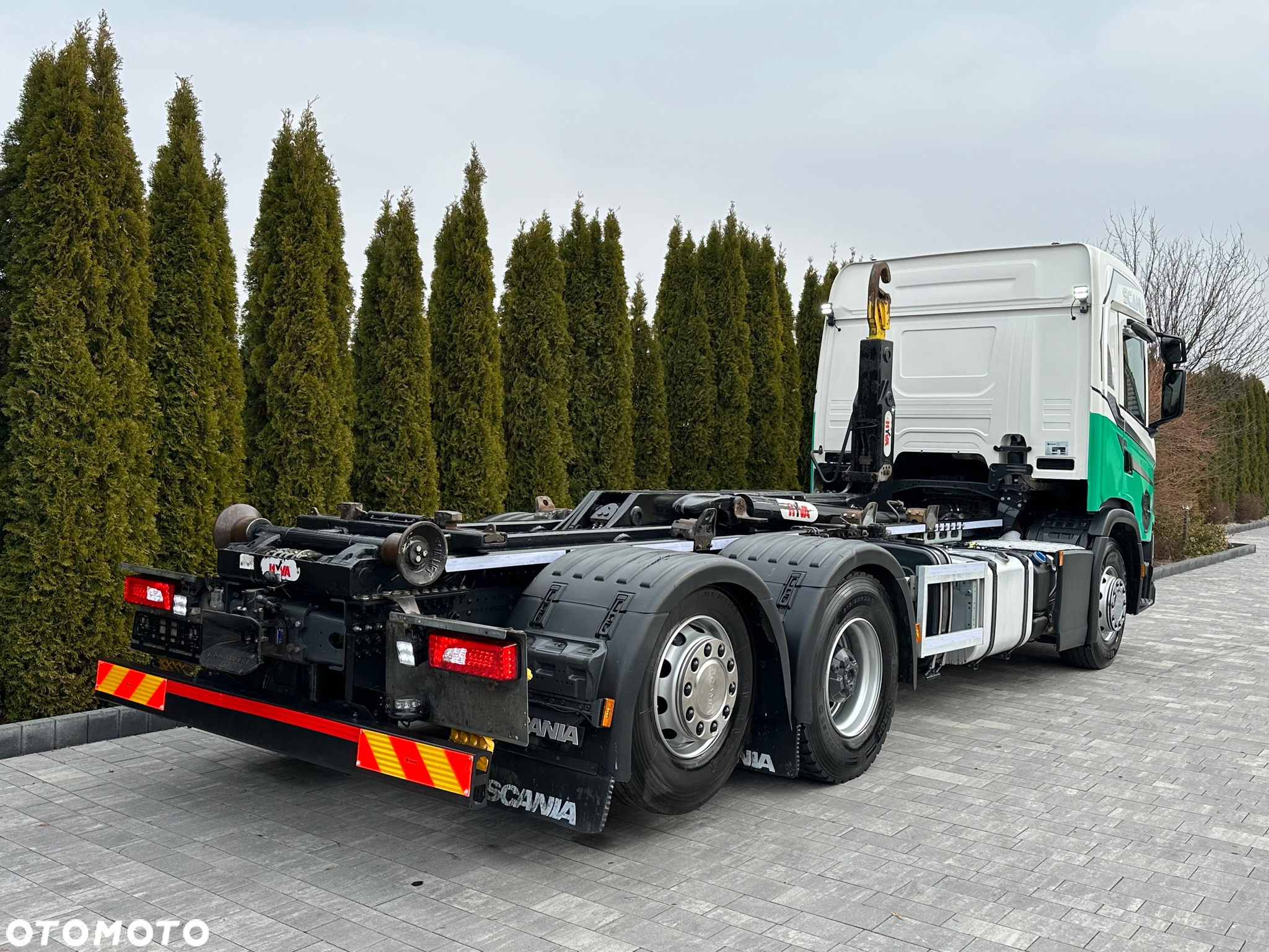 Scania / G450 / 6X2 / HAKOWIEC / HYVA 22.60.SK  / Oś-SKRĘTNA-PODNOSZONA / - 20