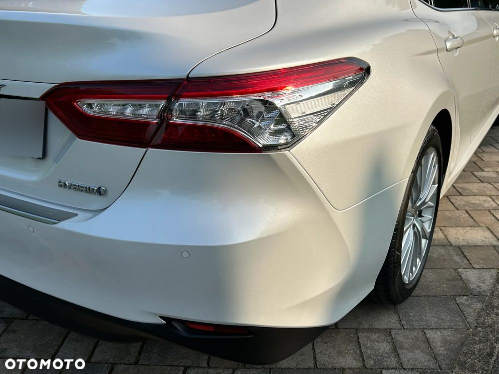 Toyota Camry 2.5 Hybrid Executive CVT - 7