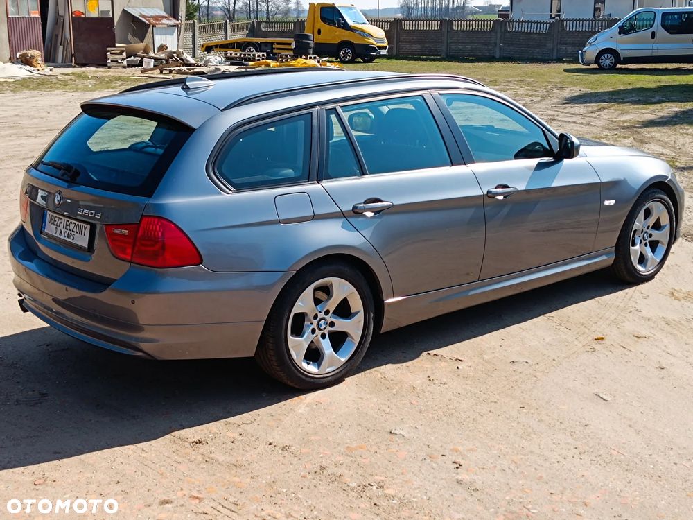 BMW Seria 3 320d Blue Performance Sport Line - 4