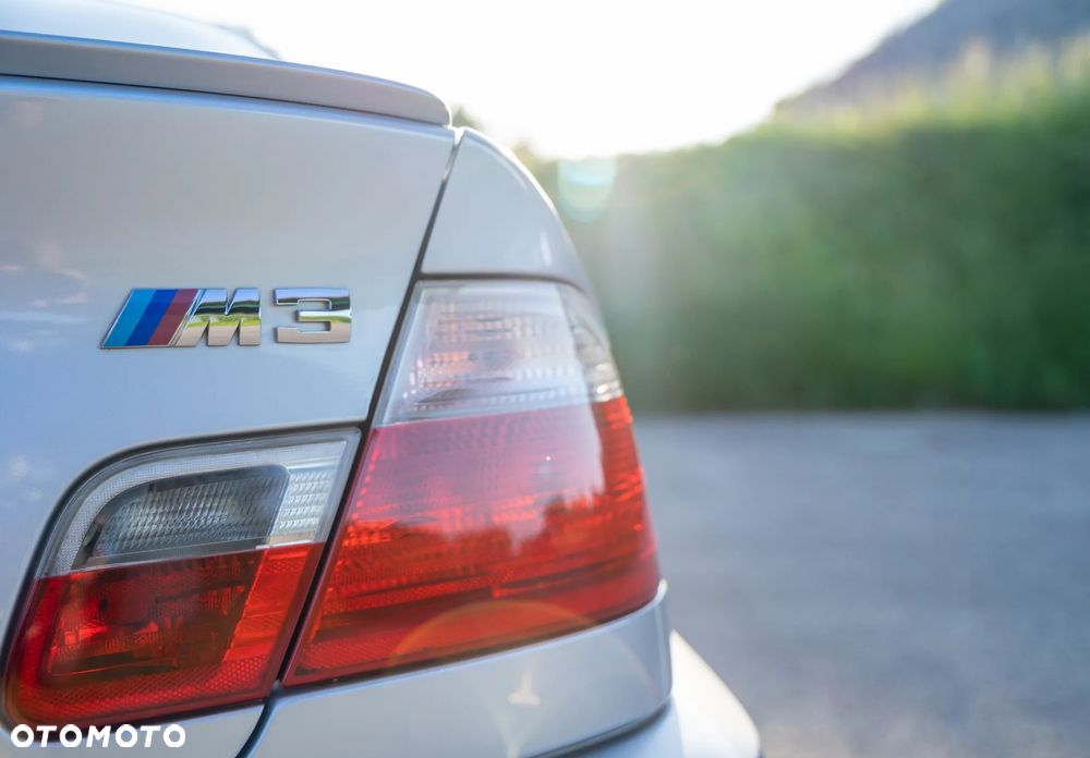 BMW M3 Standard - 13