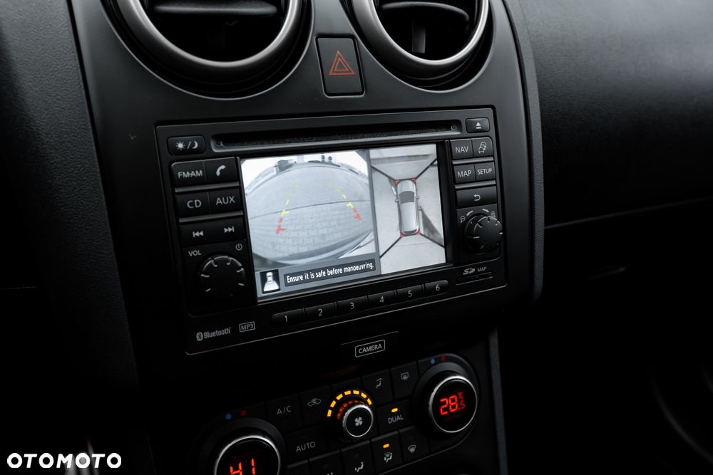 Nissan Qashqai+2 2.0 Tekna Premium - 8