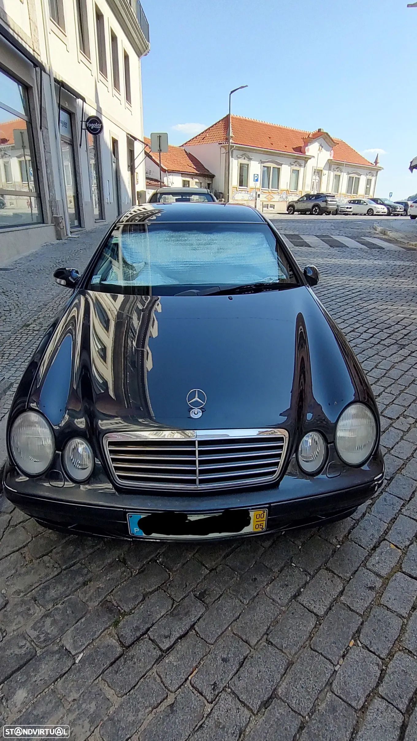 Mercedes-Benz 200 - 1