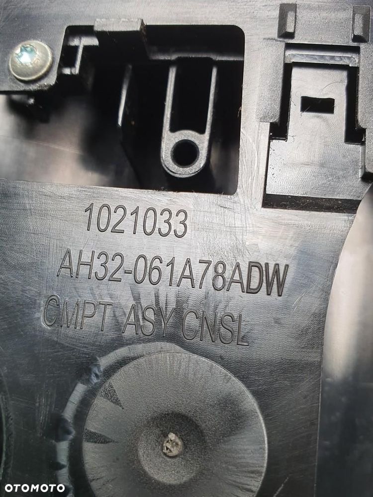 SCHOWEK POPIELNICZKA TUNELU RANGE ROVER SPORT I L320 AH32-061A78ADW - 7